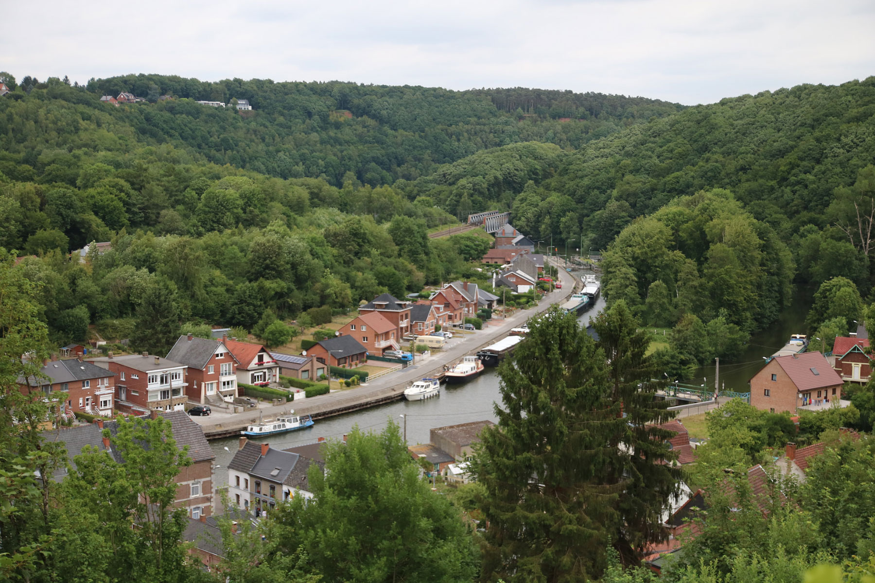Thuin